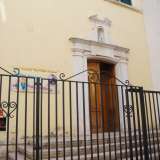 La chiesa (e l'annesso monastero oggi scuola per l�infanzia gestita dalle suore salesiane) fu dapprima sede delle monache basiliane, alle quali succedettero dal 1344 le loro "colleghe" benedettine